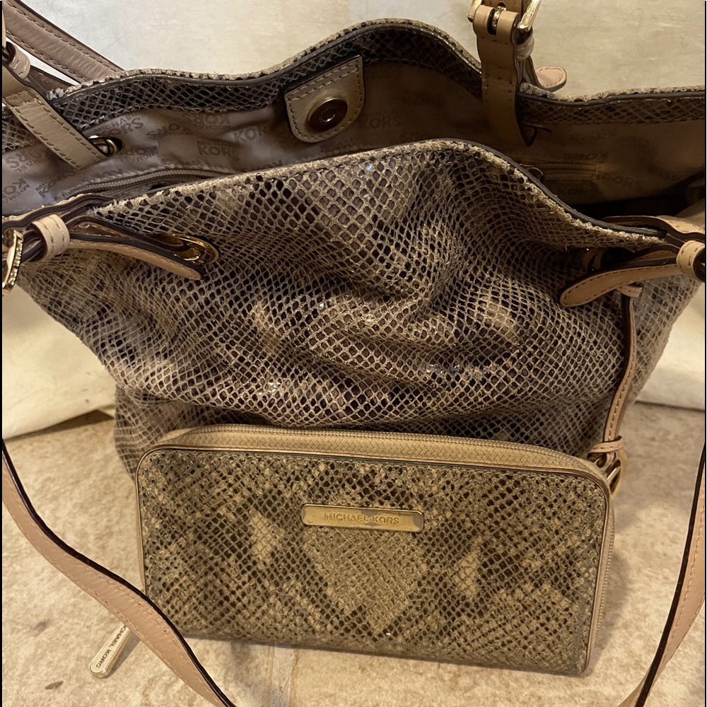 Michael Kors Snakeskin Jet Set tote